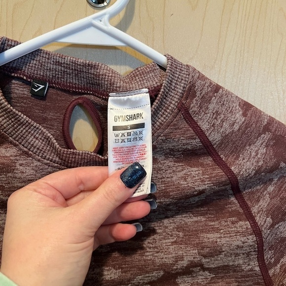 Gymshark crop top - Picture 2 of 3